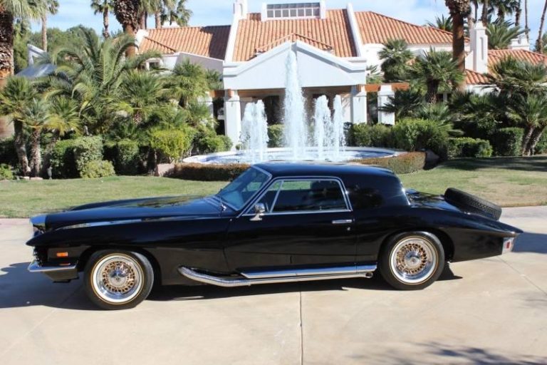 One Offs: The Stutz Blackhawk