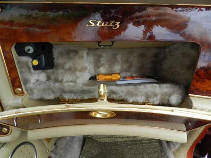 1974 Stutz BlackHawk